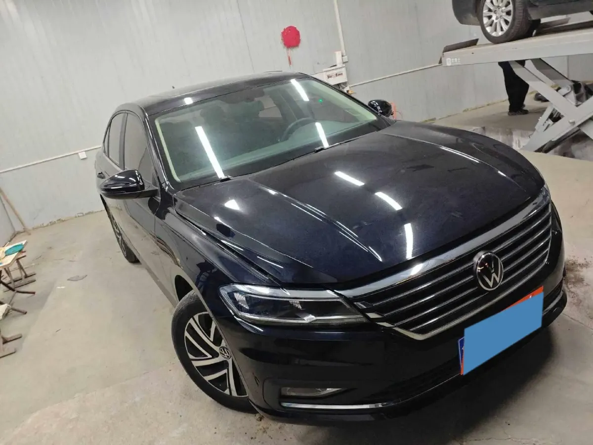 2022 Bestune B70 2.0T 224HP L4 6AT,autocango,china used car exporter,china ev exporter,chinese used car exporter,chinese used ev exporter