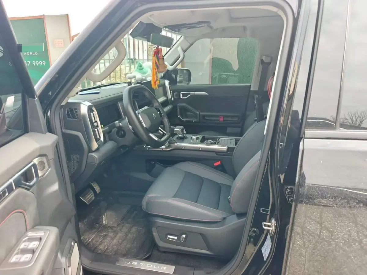 2024 Jetour Traveller 2.0T 254HP L4 7DCT,autocango,china used car exporter,china ev exporter,chinese used car exporter,chinese used ev exporter