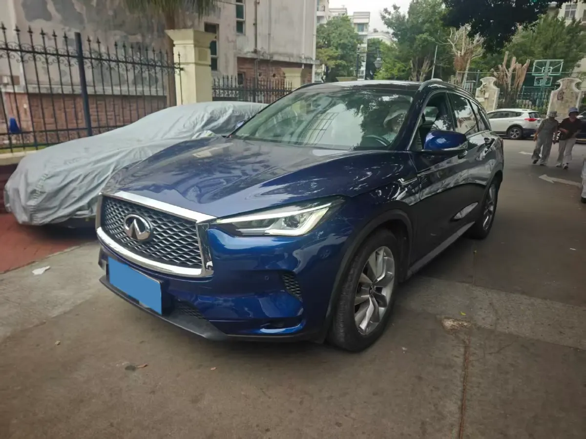 2020 Infiniti QX50 2.0T 245HP L4 CVT,autocango,china used car exporter,china ev exporter,chinese used car exporter,chinese used ev exporter