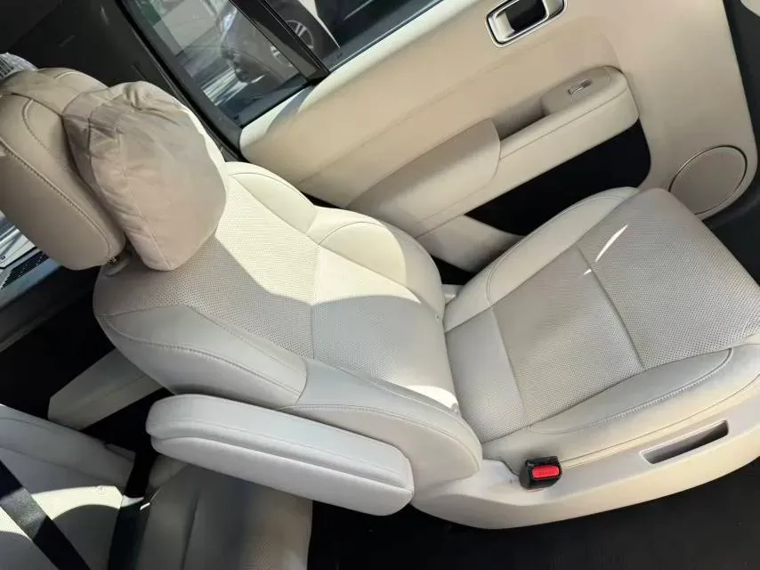 2022 Li L9 Range Extended 154HP REEV 42.6KWH,autocango,china used car exporter,china ev exporter,chinese used car exporter,chinese used ev exporter