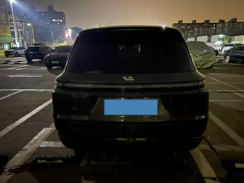 2022 Li L9 Range Extended 154HP REEV 42.6KWH,autocango,china used car exporter,china ev exporter,chinese used car exporter,chinese used ev exporter