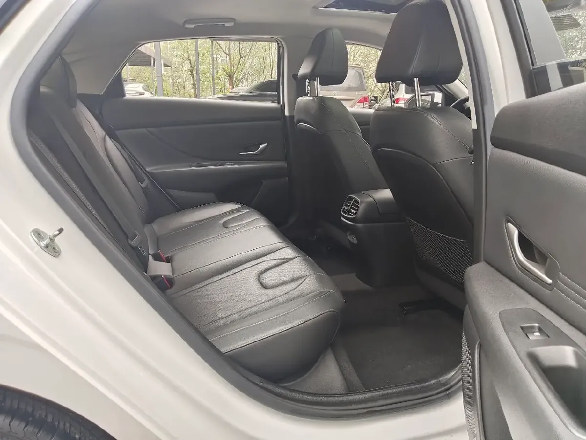 2022 Hyundai Elantra 1.5L 115HP L4 CVT,autocango,china used car exporter,china ev exporter,chinese used car exporter,chinese used ev exporter