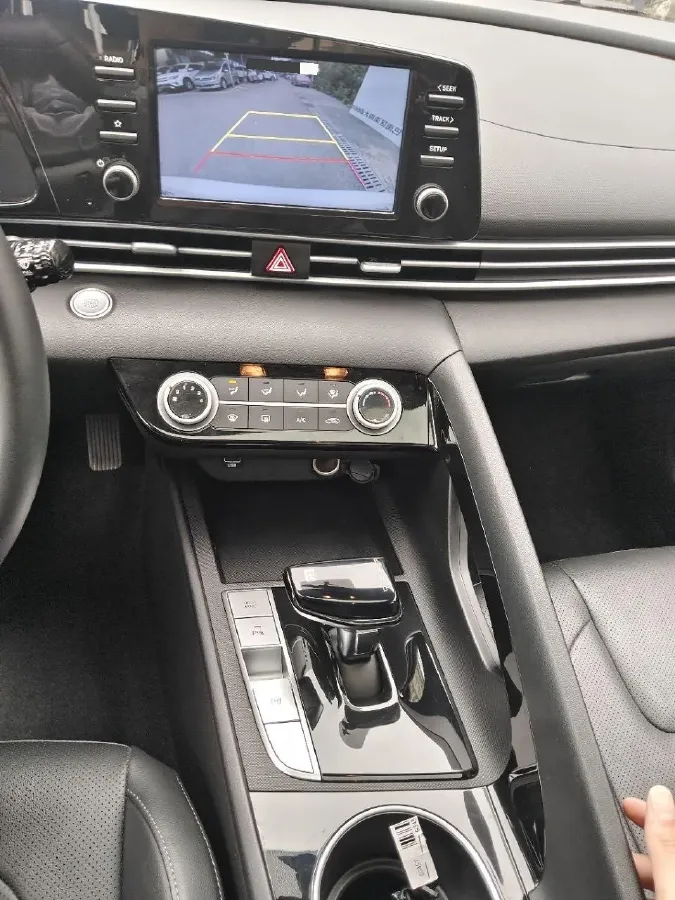 2022 Hyundai Elantra 1.5L 115HP L4 CVT,autocango,china used car exporter,china ev exporter,chinese used car exporter,chinese used ev exporter