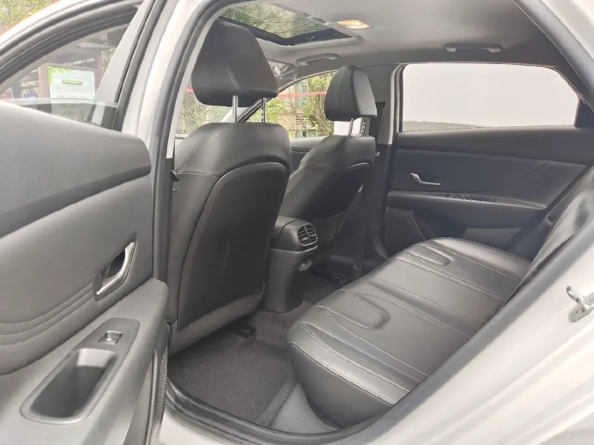 2022 Hyundai Elantra 1.5L 115HP L4 CVT,autocango,china used car exporter,china ev exporter,chinese used car exporter,chinese used ev exporter