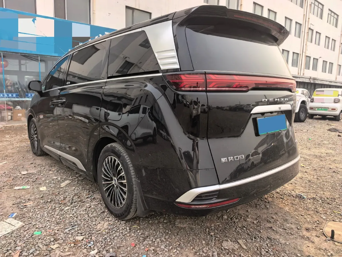 2024 Denza D9 1.5T 139HP L4 E-CVT PHEV 40KWH,autocango,china used car exporter,china ev exporter,chinese used car exporter,chinese used ev exporter