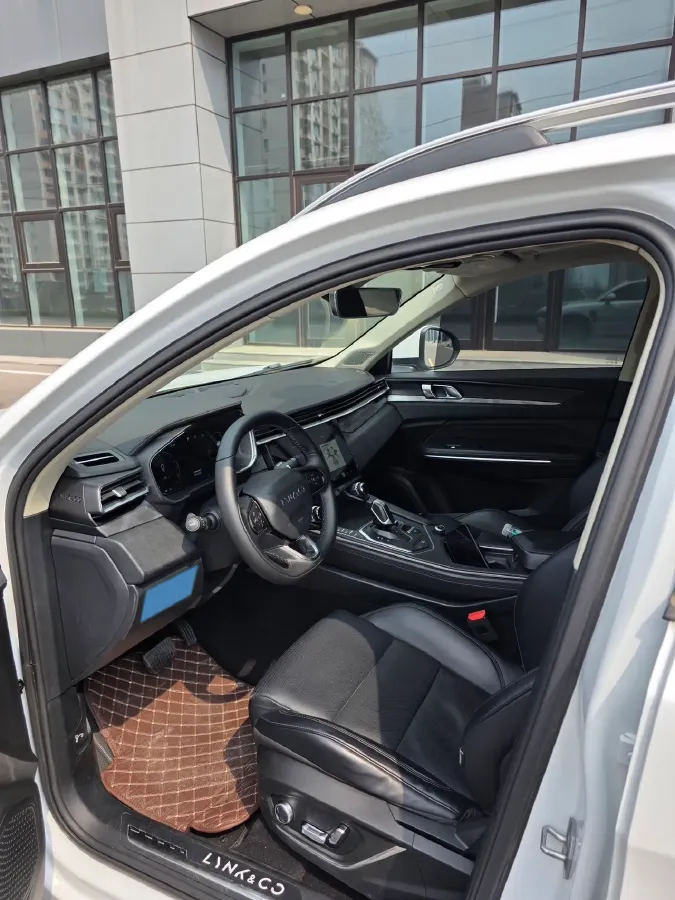 2021 LYNK&CO 01 2.0T 218HP L4 8AT,autocango,china used car exporter,china ev exporter,chinese used car exporter,chinese used ev exporter