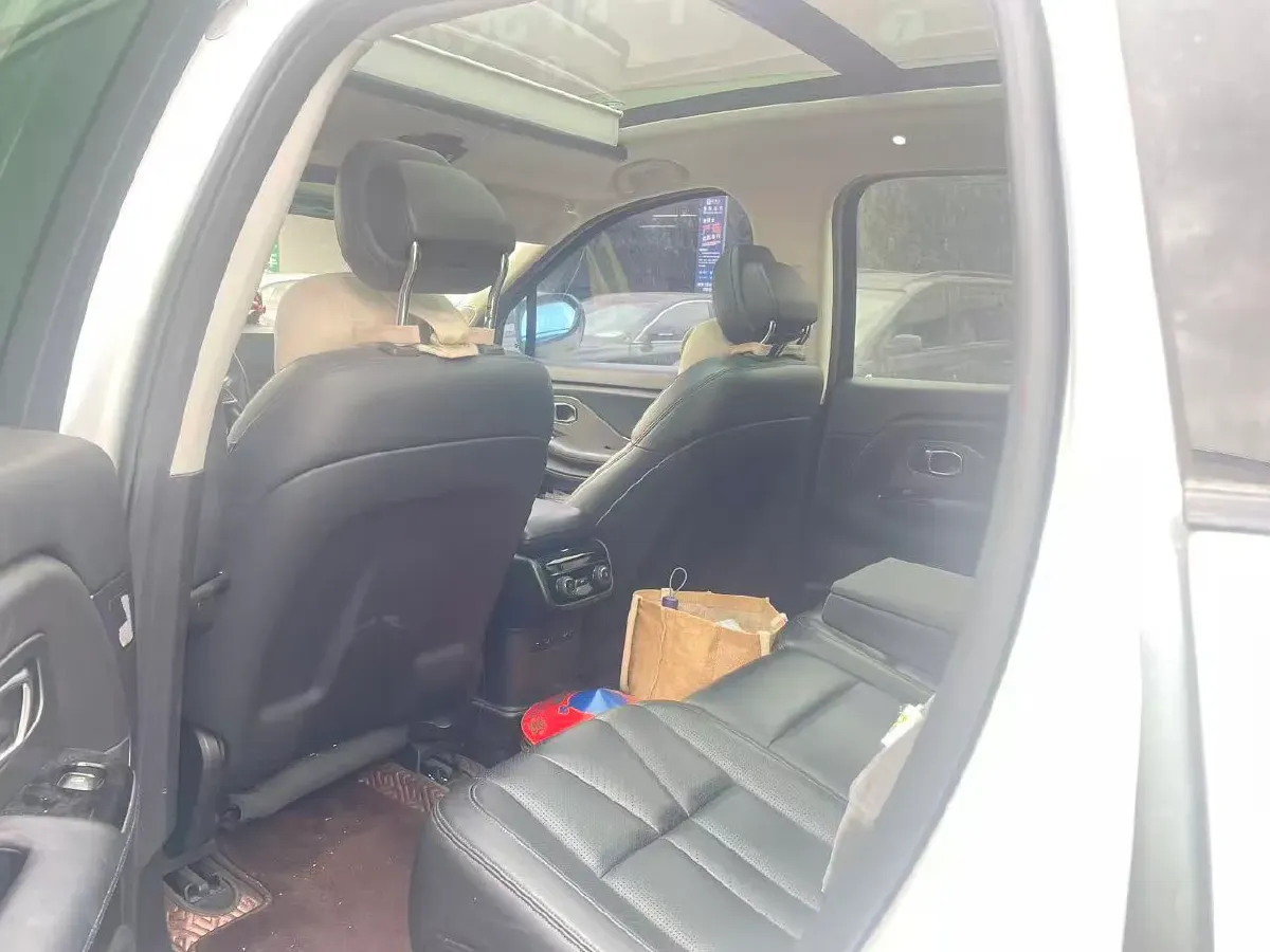 2018 NIO ES8 BEV 70KWH,autocango,china used car exporter,china ev exporter,chinese used car exporter,chinese used ev exporter