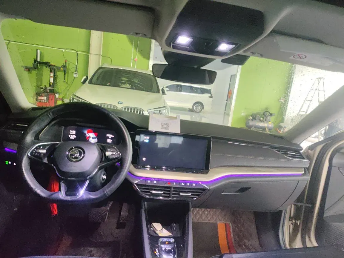 2022 Skoda Octavia 1.4T 150HP L4 7DCT,autocango,china used car exporter,china ev exporter,chinese used car exporter,chinese used ev exporter