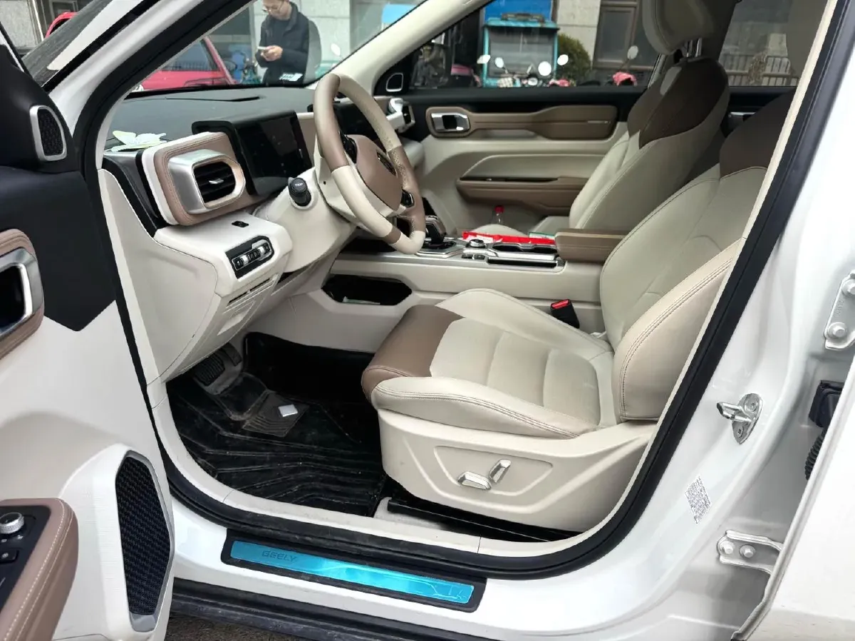 2020 Geely ICON 1.5T 177HP L3 7DCT,autocango,china used car exporter,china ev exporter,chinese used car exporter,chinese used ev exporter