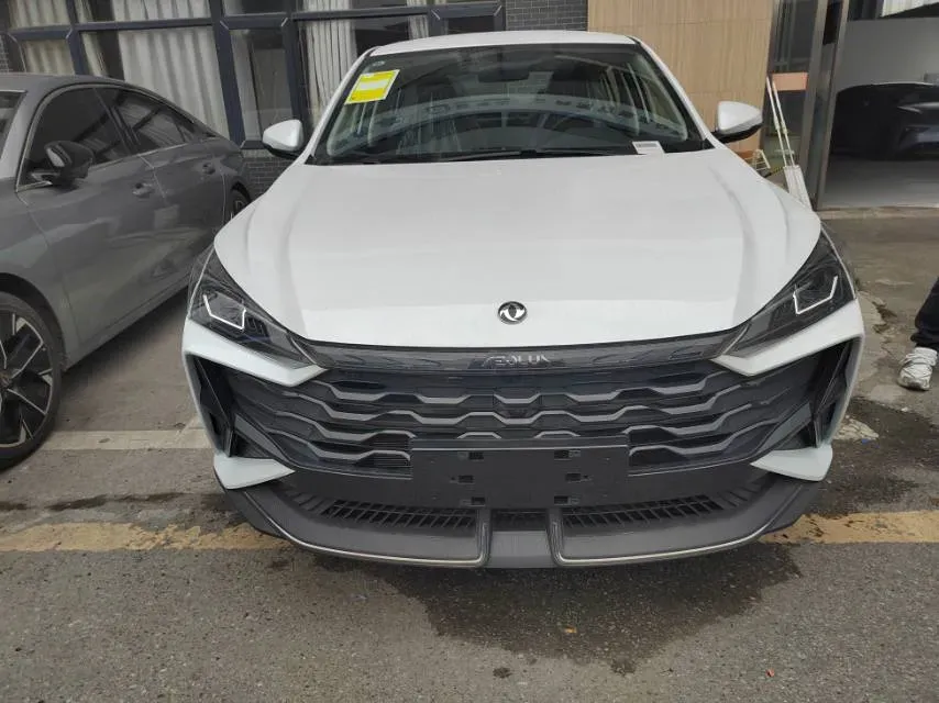 2025 DongFeng Aeolus YiXuan 1.5L 125HP L4 6DCT,autocango,china used car exporter,china ev exporter,chinese used car exporter,chinese used ev exporter