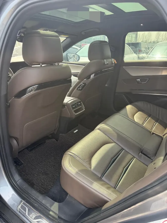 2020 WEY VV7 2.0T 227HP L4 7DCT PHEV,autocango,china used car exporter,china ev exporter,chinese used car exporter,chinese used ev exporter