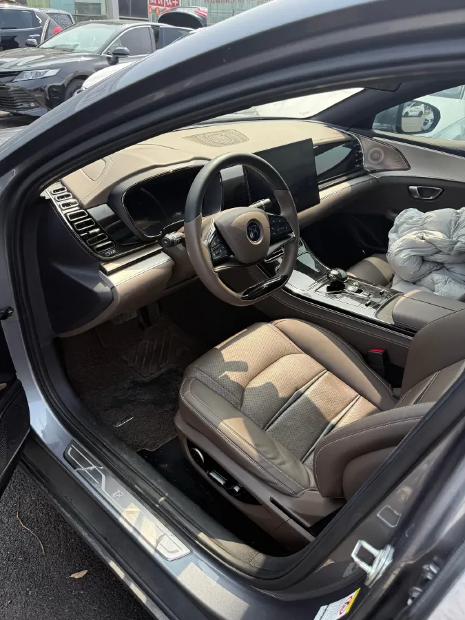 2020 WEY VV7 2.0T 227HP L4 7DCT PHEV,autocango,china used car exporter,china ev exporter,chinese used car exporter,chinese used ev exporter