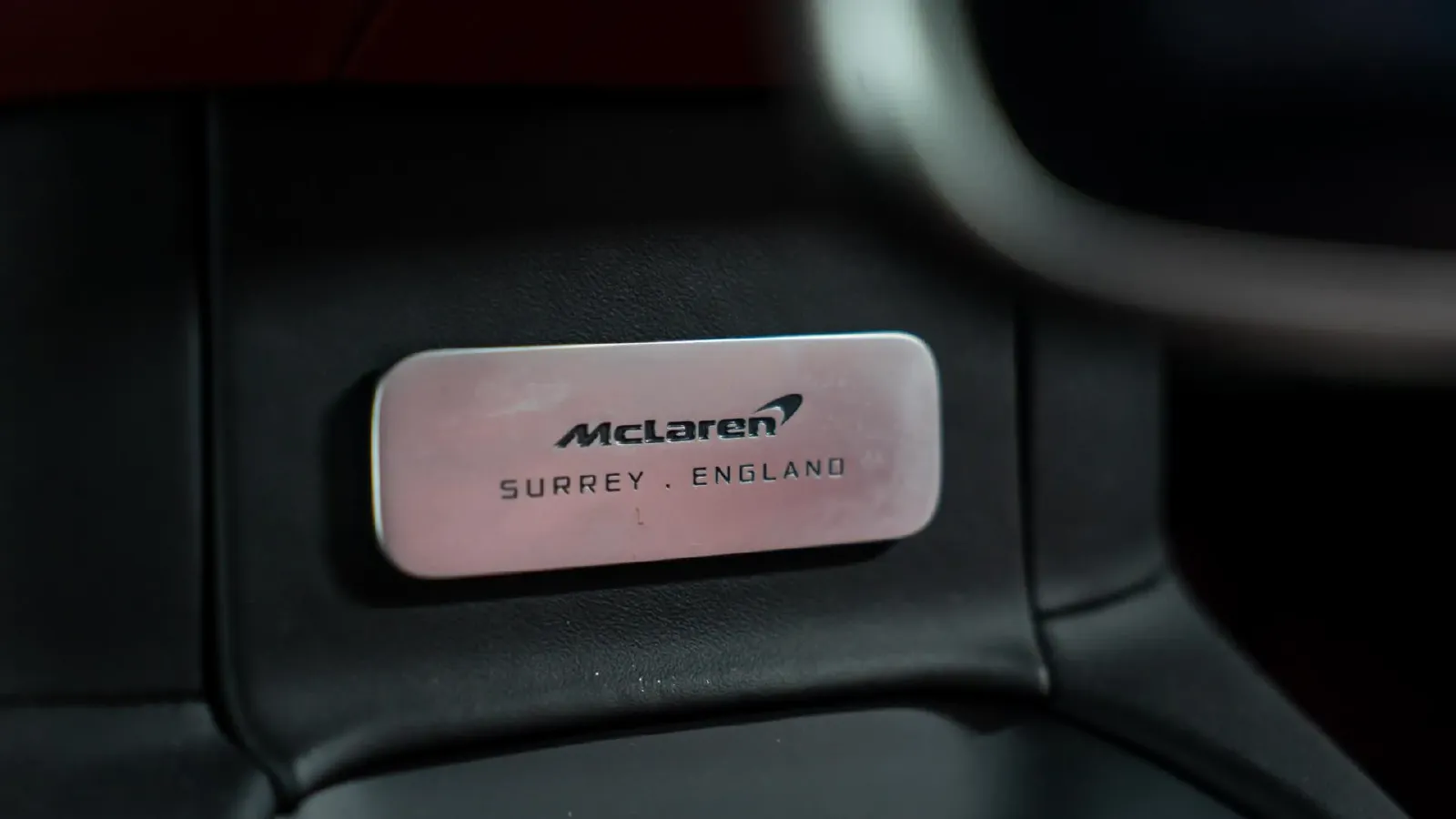 2023 McLaren Artura 3.0T 585HP V6 8DCT PHEV 7.4KWH,autocango,china used car exporter,china ev exporter,chinese used car exporter,chinese used ev exporter