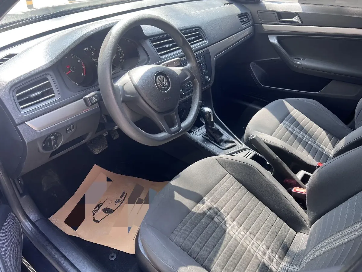 2019 Volkswagen T-Cross 1.5L 113HP L4 6AT,autocango,china used car exporter,china ev exporter,chinese used car exporter,chinese used ev exporter