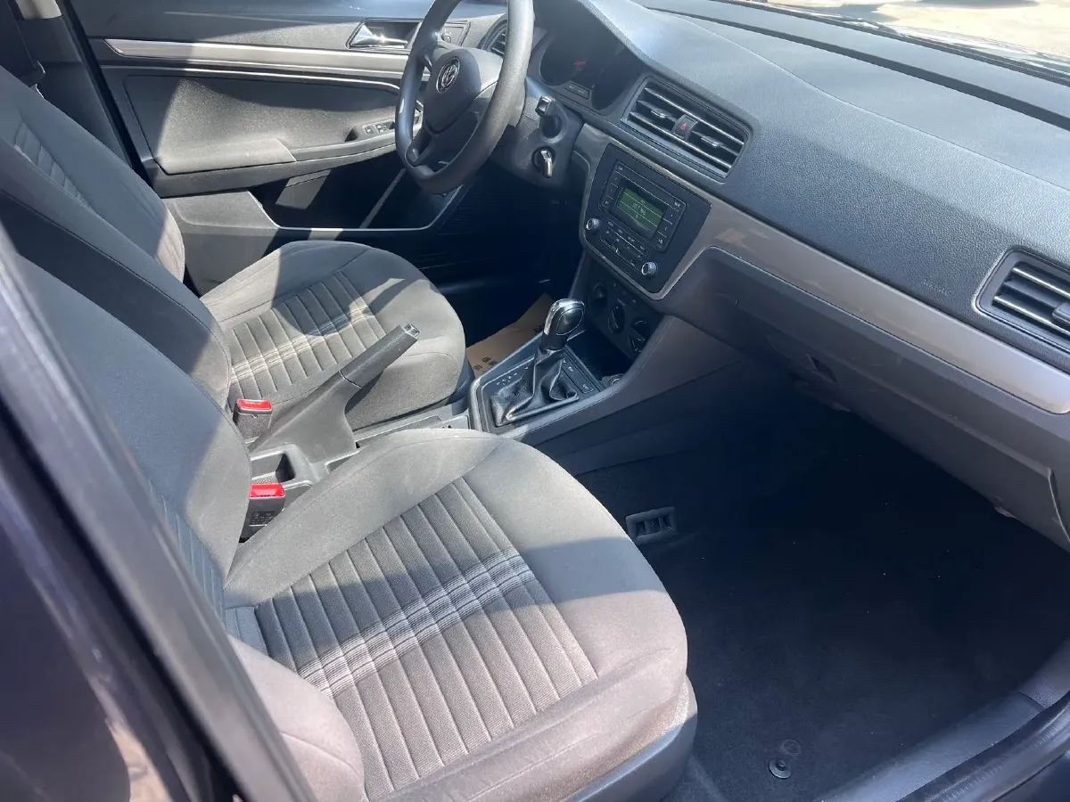 2019 Volkswagen T-Cross 1.5L 113HP L4 6AT,autocango,china used car exporter,china ev exporter,chinese used car exporter,chinese used ev exporter