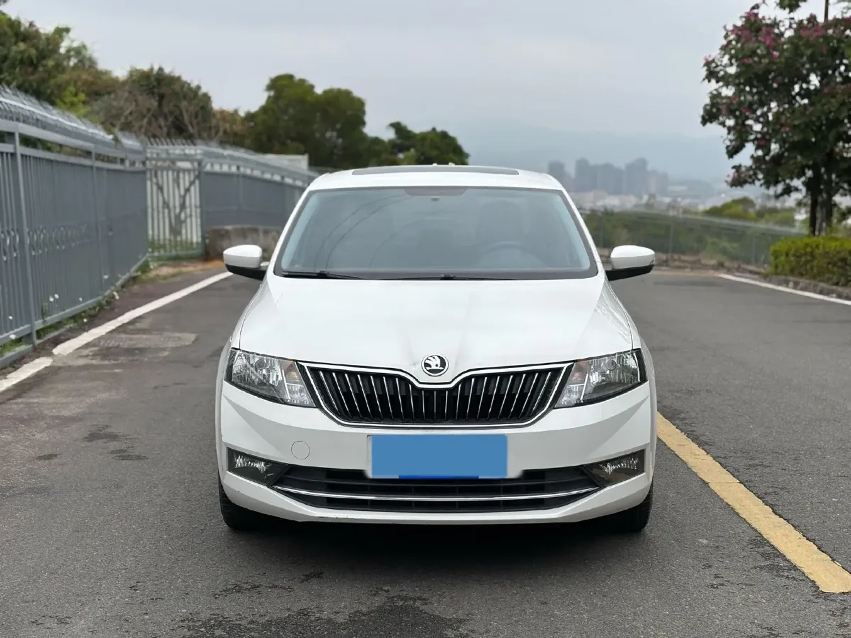 2018 Skoda Rapid 1.6L 110HP L4 6AT,autocango,china used car exporter,china ev exporter,chinese used car exporter,chinese used ev exporter