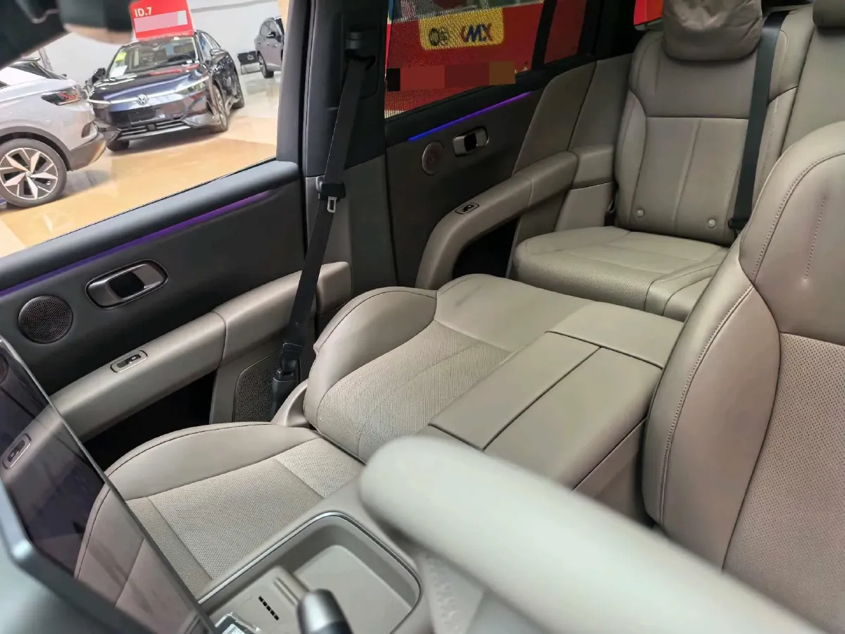 2025 Li i6 BEV,autocango,china used car exporter,china ev exporter,chinese used car exporter,chinese used ev exporter