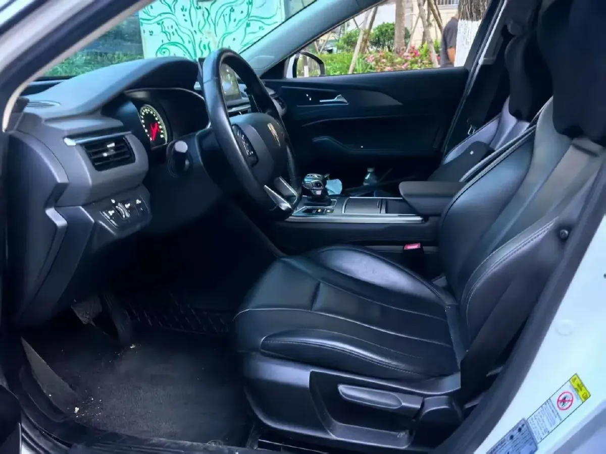 2022 HongQi H5 1.5T 169HP L4 7DCT,autocango,china used car exporter,china ev exporter,chinese used car exporter,chinese used ev exporter