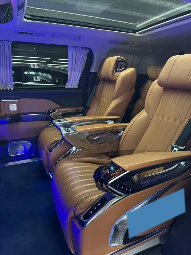 2023 HongQi HQ9 2.0T 252HP L4 8AT,autocango,china used car exporter,china ev exporter,chinese used car exporter,chinese used ev exporter