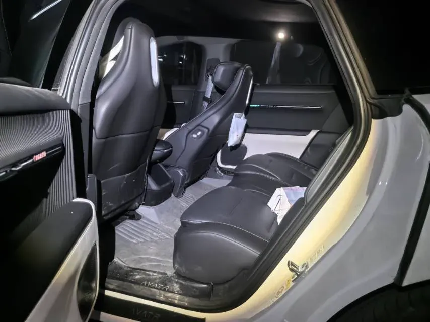 2025 Avatr 12 BEV 94.53KWH,autocango,china used car exporter,china ev exporter,chinese used car exporter,chinese used ev exporter