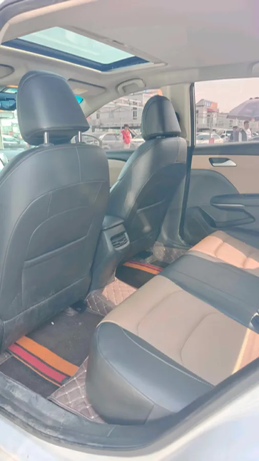 2021 Chevrolet Monza 1.5L 113HP L4 6AT,autocango,china used car exporter,china ev exporter,chinese used car exporter,chinese used ev exporter