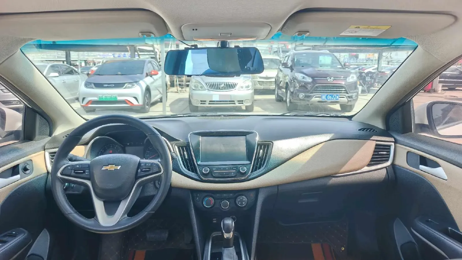 2021 Chevrolet Monza 1.5L 113HP L4 6AT,autocango,china used car exporter,china ev exporter,chinese used car exporter,chinese used ev exporter