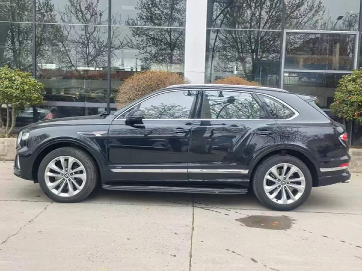 2022 Bentley Bentayga 4.0T 550HP V8 8AT,autocango,china used car exporter,china ev exporter,chinese used car exporter,chinese used ev exporter