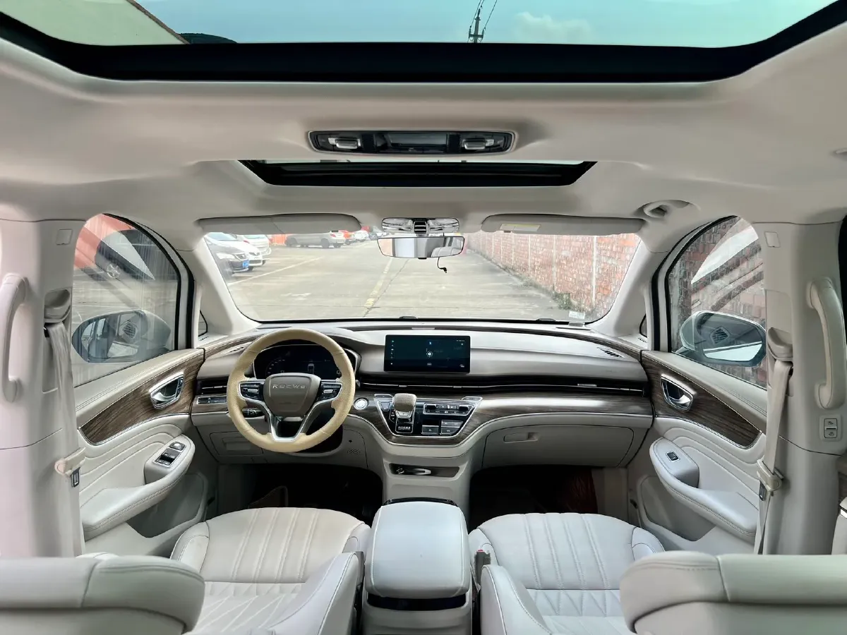 2023 Roewe iMAX8 2.0T 234HP L4 8AT,autocango,china used car exporter,china ev exporter,chinese used car exporter,chinese used ev exporter