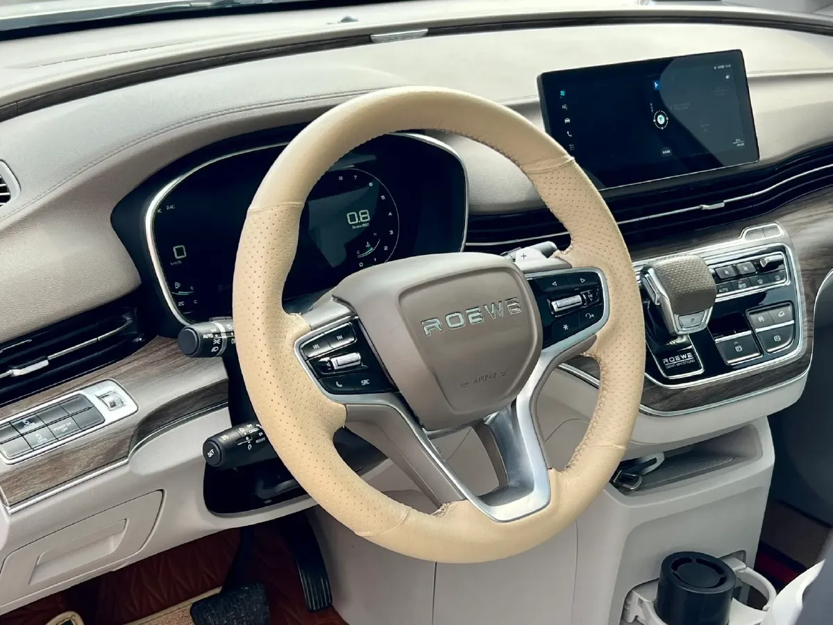 2023 Roewe iMAX8 2.0T 234HP L4 8AT,autocango,china used car exporter,china ev exporter,chinese used car exporter,chinese used ev exporter