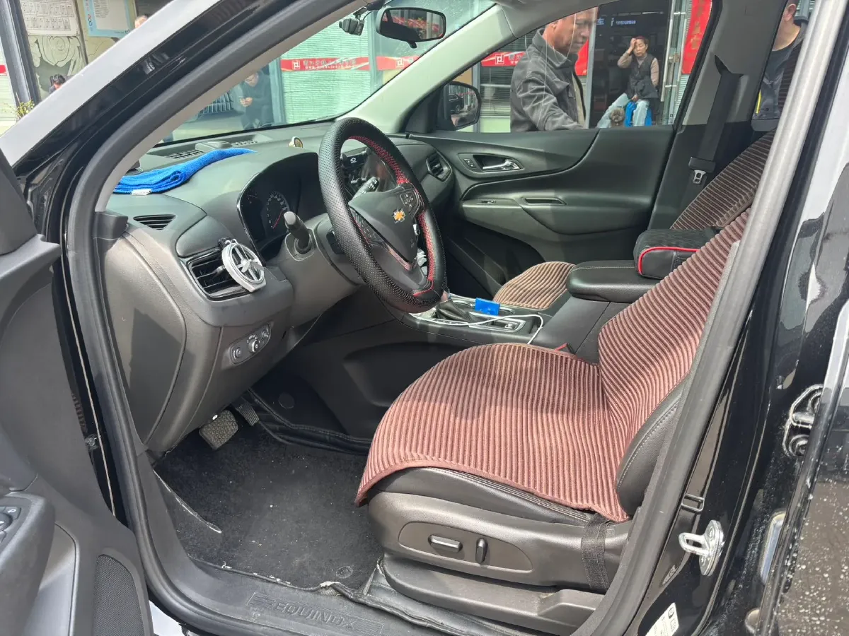 2021 Chevrolet Equinox 1.5T 169HP L4 6AT,autocango,china used car exporter,china ev exporter,chinese used car exporter,chinese used ev exporter