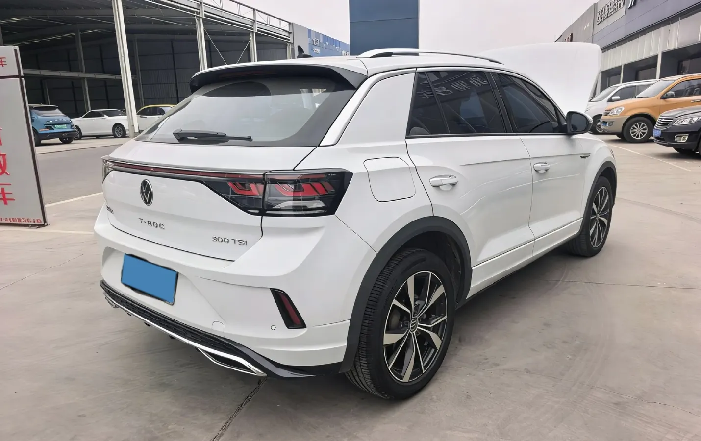 2024 Volkswagen T-Roc 1.5T 160HP L4 7DCT,autocango,china used car exporter,china ev exporter,chinese used car exporter,chinese used ev exporter