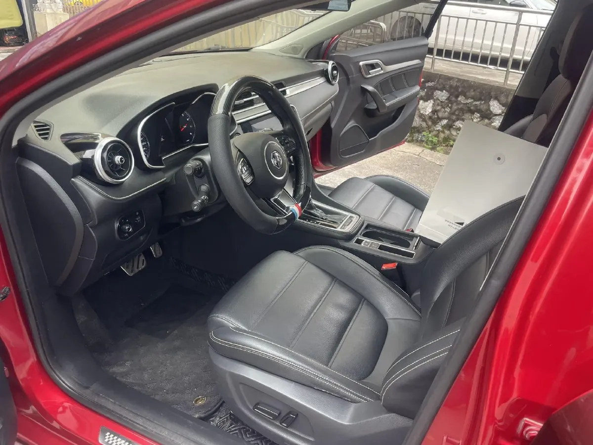 2017 MG MG6 1.5T 169HP L4 7DCT,autocango,china used car exporter,china ev exporter,chinese used car exporter,chinese used ev exporter