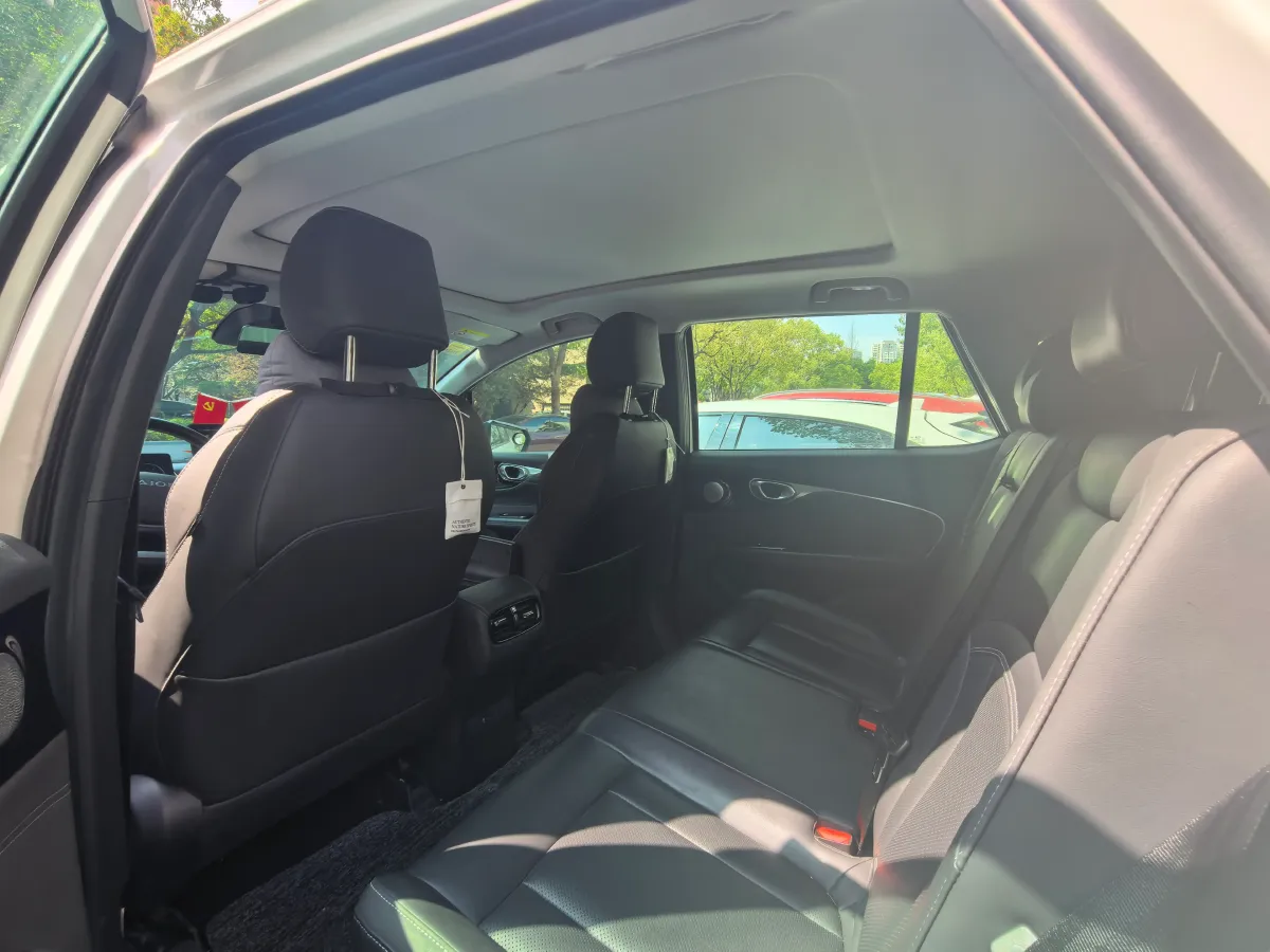 2024 Chevrolet EquinoxPlus 1.5T 180HP L4 2DHT PHEV 24.4KWH,autocango,china used car exporter,china ev exporter,chinese used car exporter,chinese used ev exporter