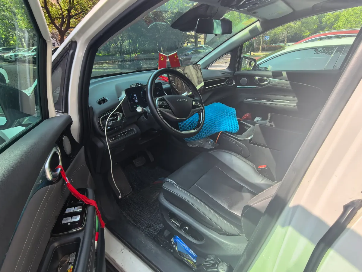 2024 Chevrolet EquinoxPlus 1.5T 180HP L4 2DHT PHEV 24.4KWH,autocango,china used car exporter,china ev exporter,chinese used car exporter,chinese used ev exporter