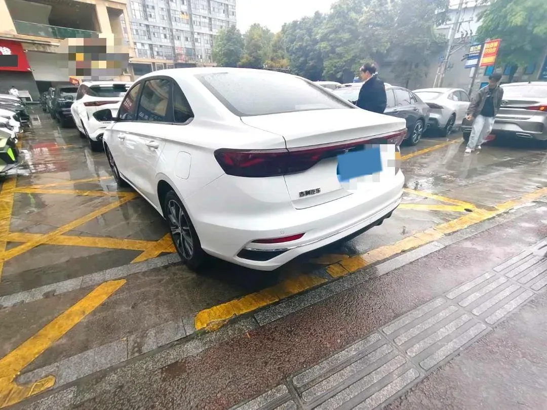 2022 Geely Emgrand 1.5L 114HP L4 CVT,autocango,china used car exporter,china ev exporter,chinese used car exporter,chinese used ev exporter