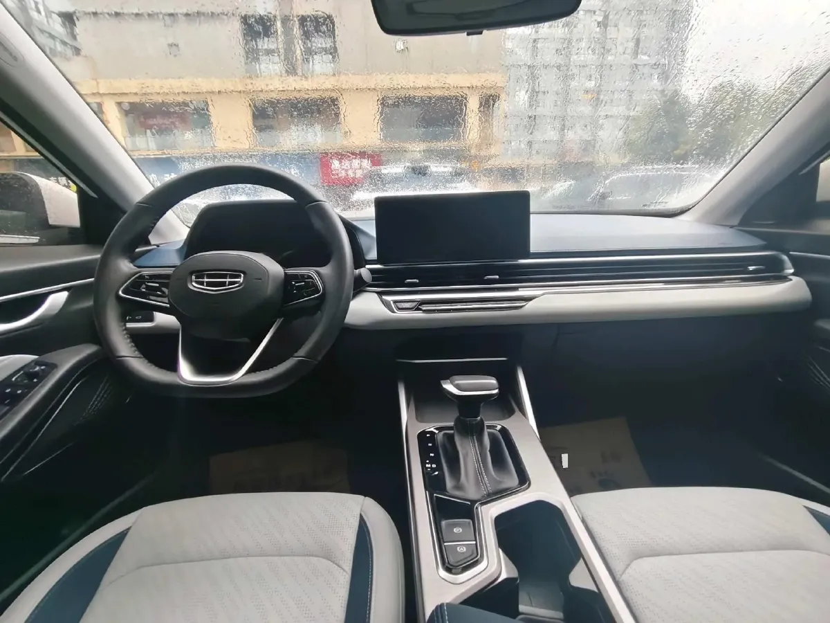 2022 Geely Emgrand 1.5L 114HP L4 CVT,autocango,china used car exporter,china ev exporter,chinese used car exporter,chinese used ev exporter