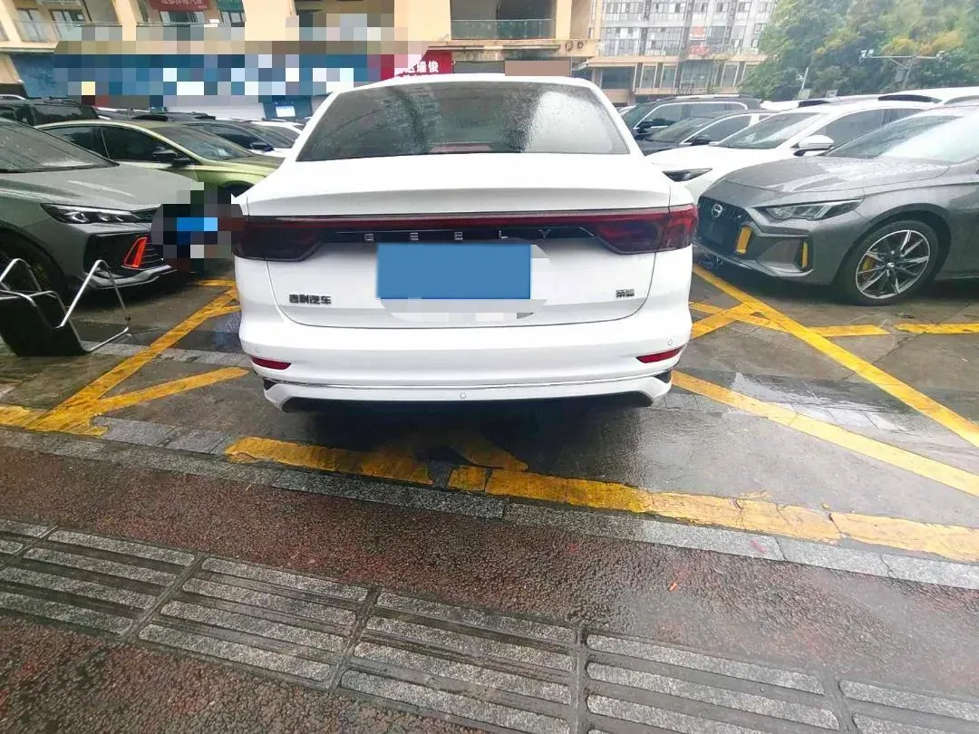 2022 Geely Emgrand 1.5L 114HP L4 CVT,autocango,china used car exporter,china ev exporter,chinese used car exporter,chinese used ev exporter