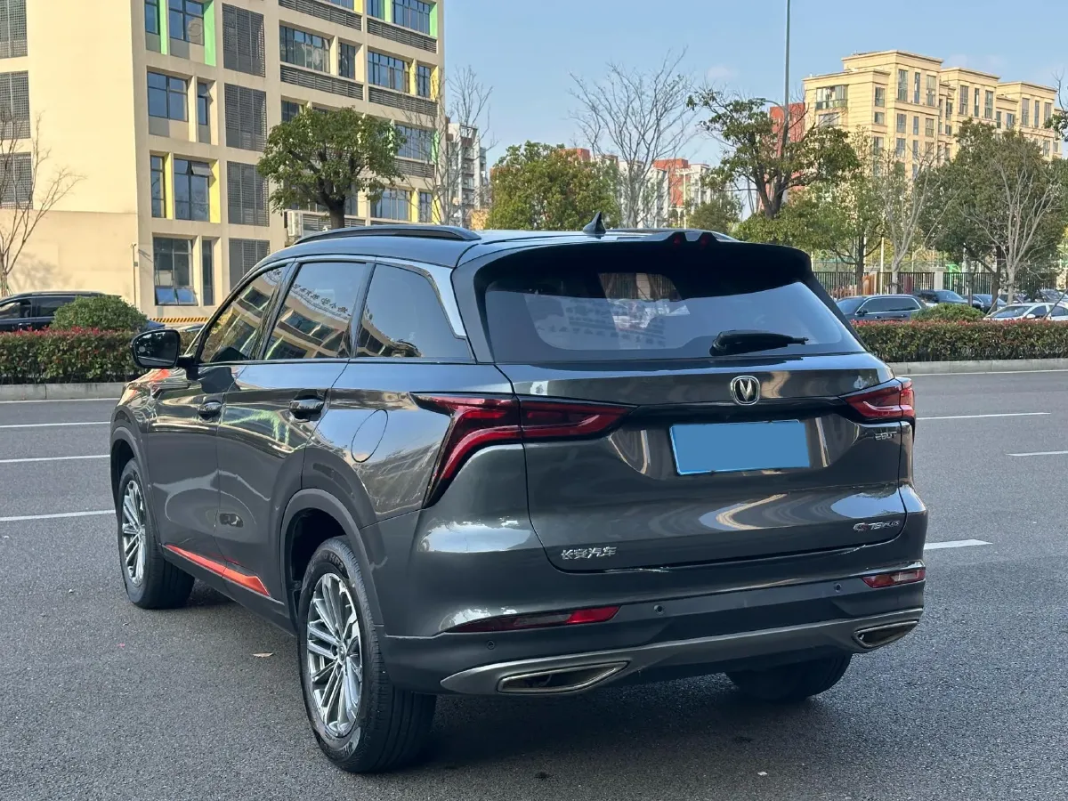 2021 ChangAn CS75 Plus 1.5T 178HP L4 6AT,autocango,china used car exporter,china ev exporter,chinese used car exporter,chinese used ev exporter