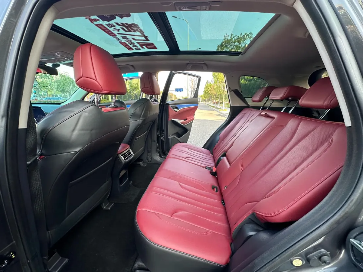 2021 ChangAn CS75 Plus 1.5T 178HP L4 6AT,autocango,china used car exporter,china ev exporter,chinese used car exporter,chinese used ev exporter