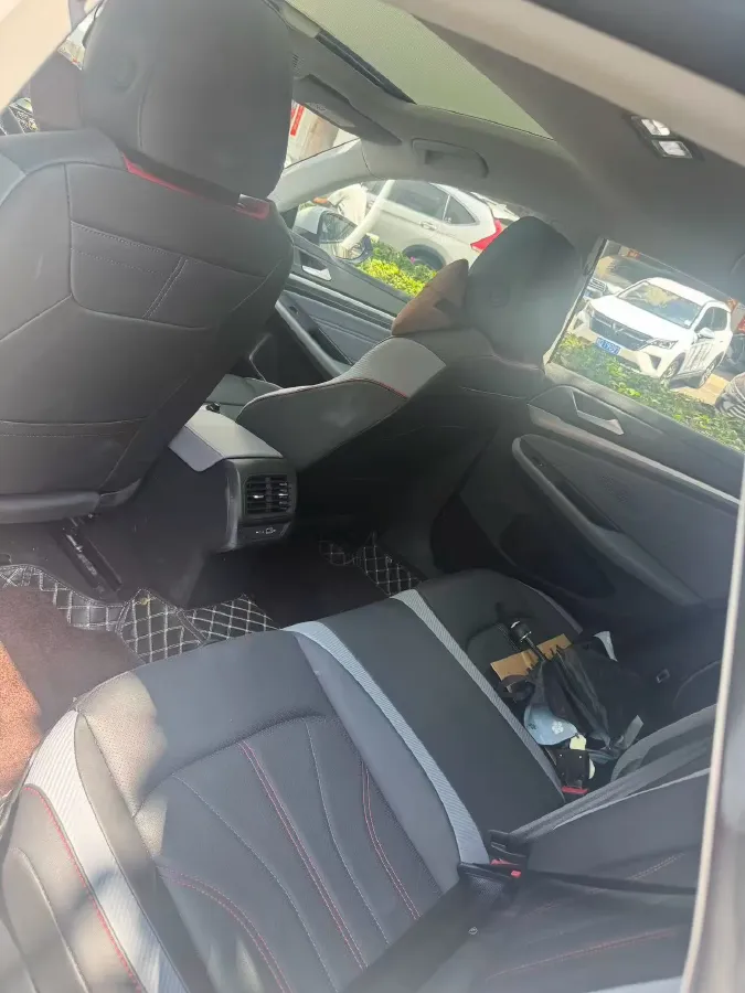 2022 Jetour DASHING i-DM 1.5T 156HP L4 3DHT PHEV 19.27KWH,autocango,china used car exporter,china ev exporter,chinese used car exporter,chinese used ev exporter