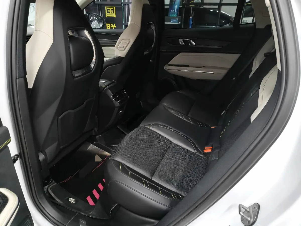 2022 LYNK&CO 05 2.0T 254HP L4 8AT,autocango,china used car exporter,china ev exporter,chinese used car exporter,chinese used ev exporter