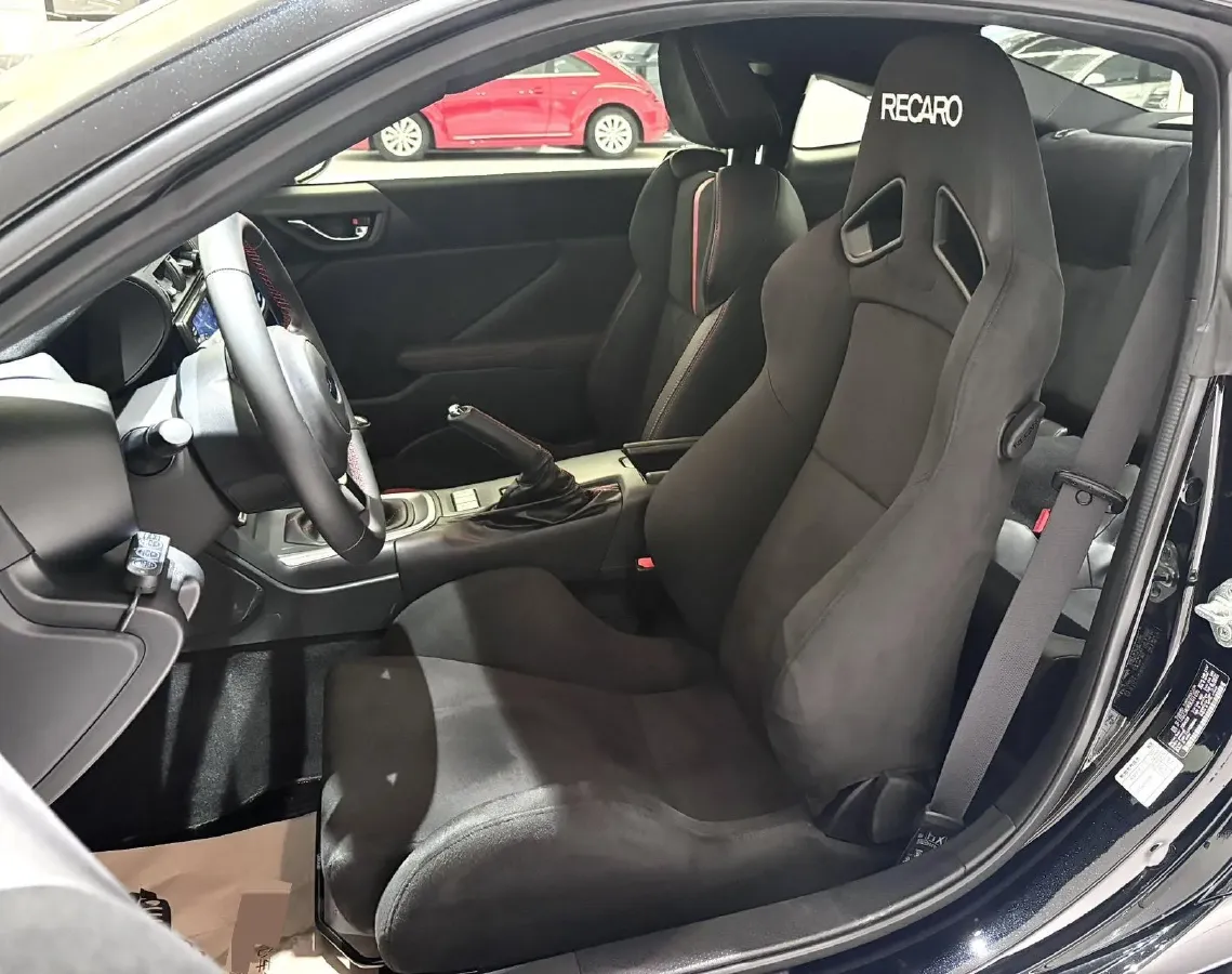 2022 Subaru BRZ 2.4L 234HP H4 6MT,autocango,china used car exporter,china ev exporter,chinese used car exporter,chinese used ev exporter