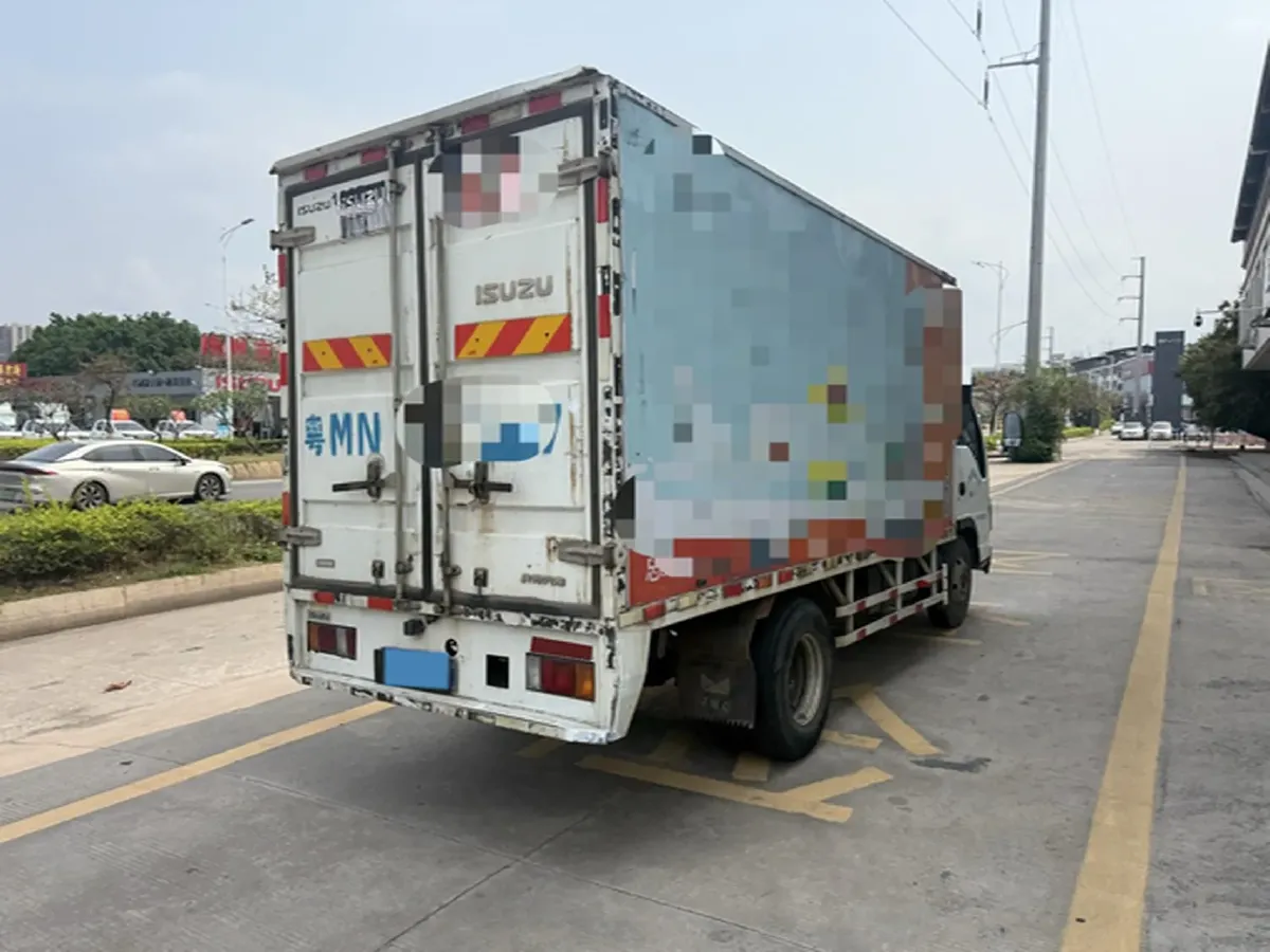 2016 Qoros 3 1.6L 126HP L4 6MT,autocango,china used car exporter,china ev exporter,chinese used car exporter,chinese used ev exporter