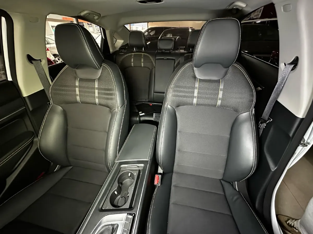 2021 Geely Binray 1.4T 141HP L4 CVT,autocango,china used car exporter,china ev exporter,chinese used car exporter,chinese used ev exporter