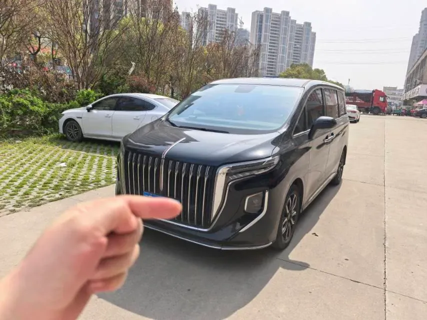 2023 HongQi HQ9 2.0T 252HP L4 8AT,autocango,china used car exporter,china ev exporter,chinese used car exporter,chinese used ev exporter
