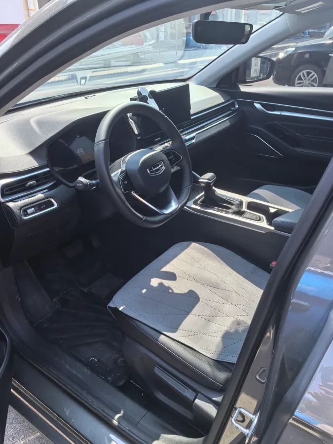 2023 Geely Emgrand 1.5L 127HP L4 CVT,autocango,china used car exporter,china ev exporter,chinese used car exporter,chinese used ev exporter