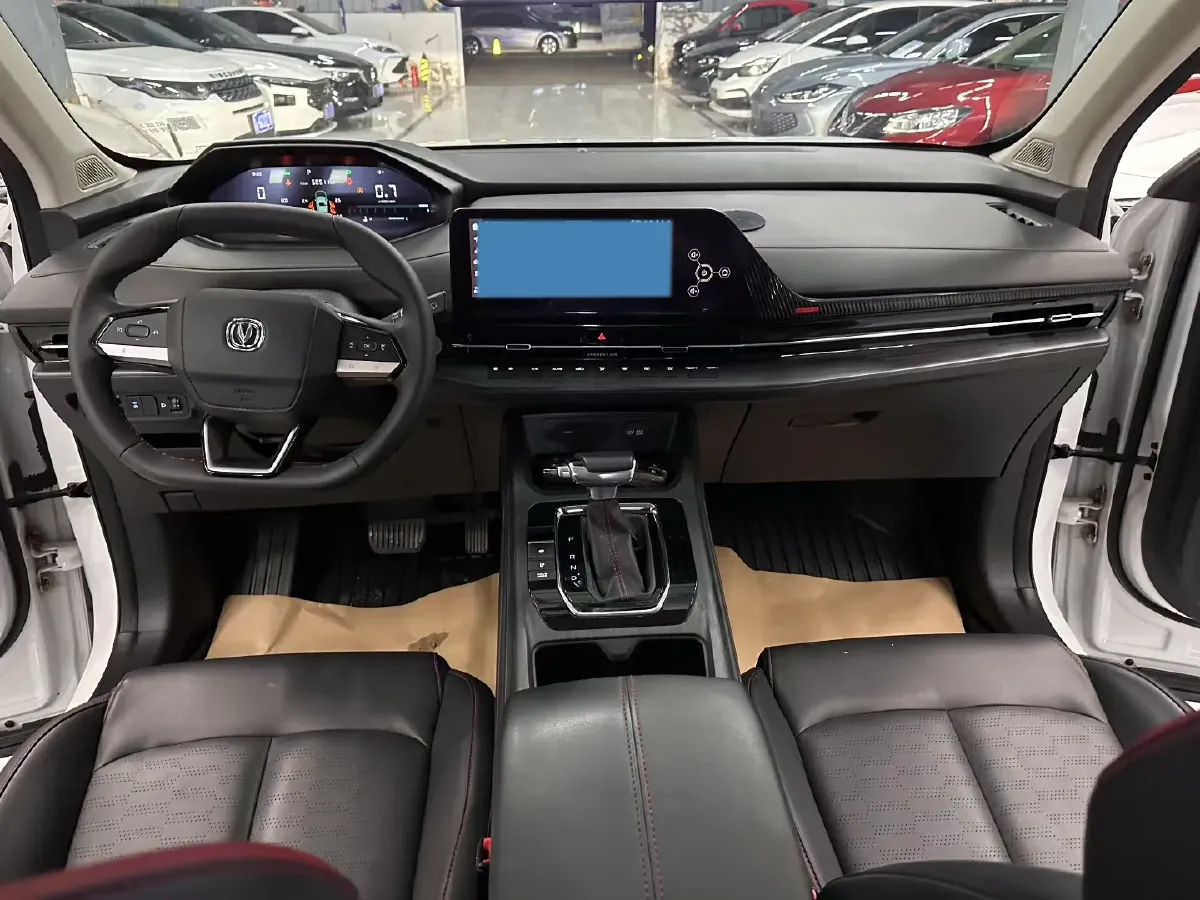 2022 ChangAn CS55 Plus 1.5T 180HP L4 7DCT,autocango,china used car exporter,china ev exporter,chinese used car exporter,chinese used ev exporter