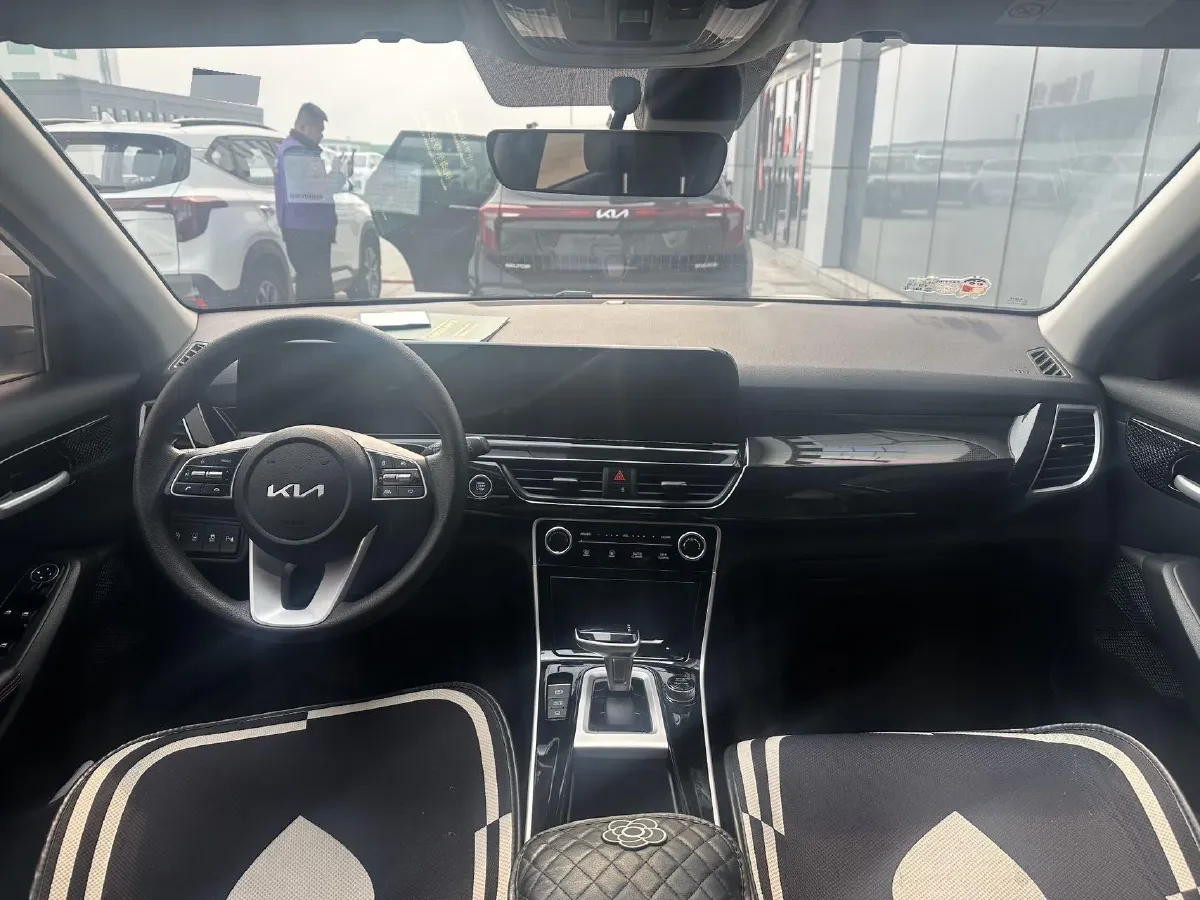 2023 Kia Seltos 1.5L 115HP L4 CVT,autocango,china used car exporter,china ev exporter,chinese used car exporter,chinese used ev exporter