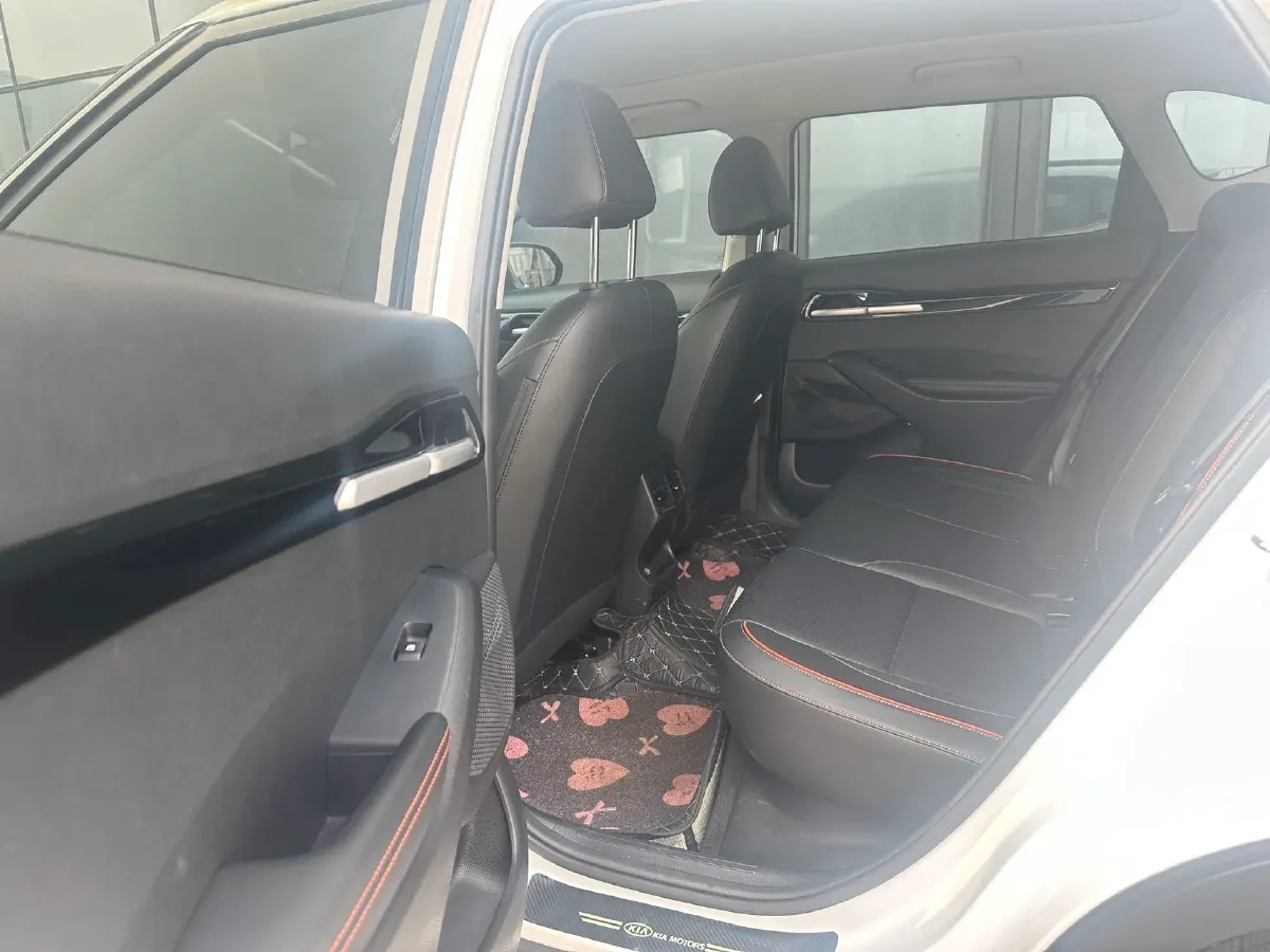 2023 Kia Seltos 1.5L 115HP L4 CVT,autocango,china used car exporter,china ev exporter,chinese used car exporter,chinese used ev exporter