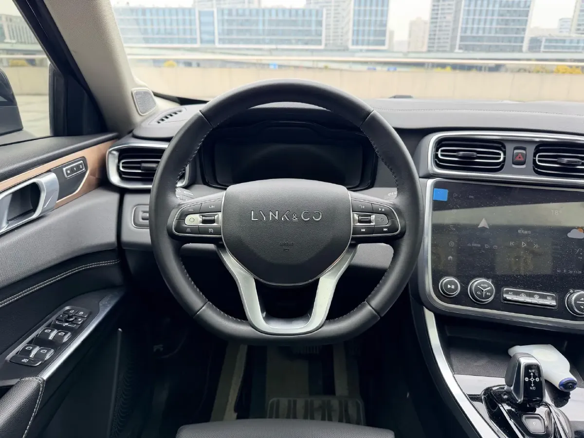 2019 Beijing BJ40 2.0T 218HP L4 6AT,autocango,china used car exporter,china ev exporter,chinese used car exporter,chinese used ev exporter